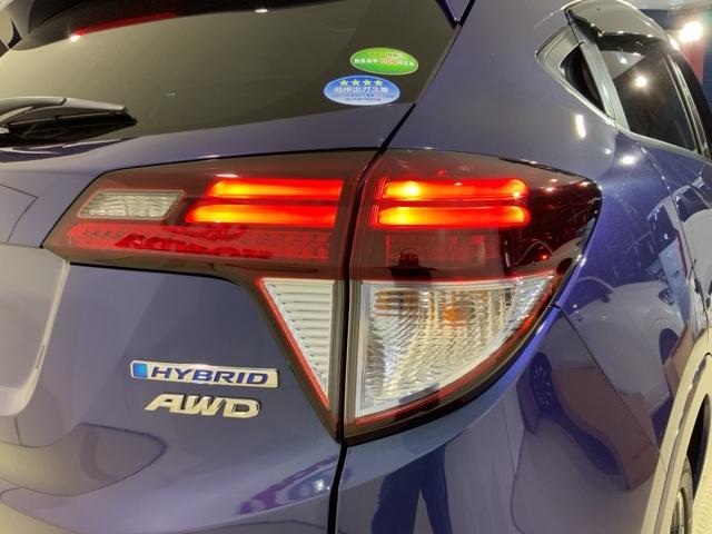 ヴェゼル ハイブリッドＺ・ホンダセンシング　いまコレ＋新品マットＭナビＲカメラドラレコ　ＰＷシート　横滑り防止機能　ＬＥＤランプ　シ－トヒ－タ－　ＵＳＢ接続　スマ－トキ－　ＡＣ　ナビＴＶ　サイドエアバック　クルコン　４ＷＤ車　ＥＴＣ車載器（21枚目）