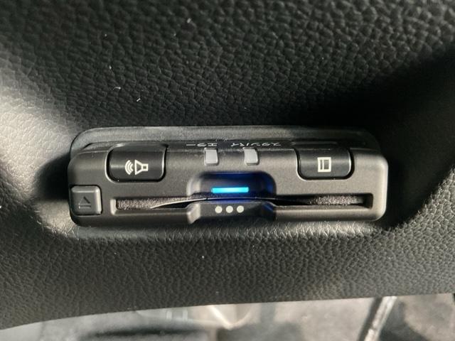 フィット ｅ：ＨＥＶホーム　純正８インチメモリーナビ　前後ブレーキサポート　盗難防止　クリアランスソナー　ＥＣＯモード　１オーナー　バックガイドモニター　ナビ＆ＴＶ　スマートキー　ＬＥＤヘッドライト　オートクルーズ　ＵＳＢ接続（22枚目）