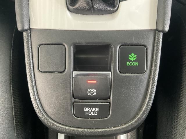フィット ｅ：ＨＥＶホーム　純正８インチメモリーナビ　前後ブレーキサポート　盗難防止　クリアランスソナー　ＥＣＯモード　１オーナー　バックガイドモニター　ナビ＆ＴＶ　スマートキー　ＬＥＤヘッドライト　オートクルーズ　ＵＳＢ接続（27枚目）