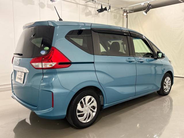 フリード Ｇ・ホンダセンシング　いまコレ＋新品マット付ＭナビＲカメラＥＴＣ　Ｆセグ　追突被害軽減ブレーキ　ｉストップ　Ｗエアバッグ　パワーウィンドウ　ベンチシート　アクティブクルーズコントロール　スマートキ　カラーバックモニター（16枚目）