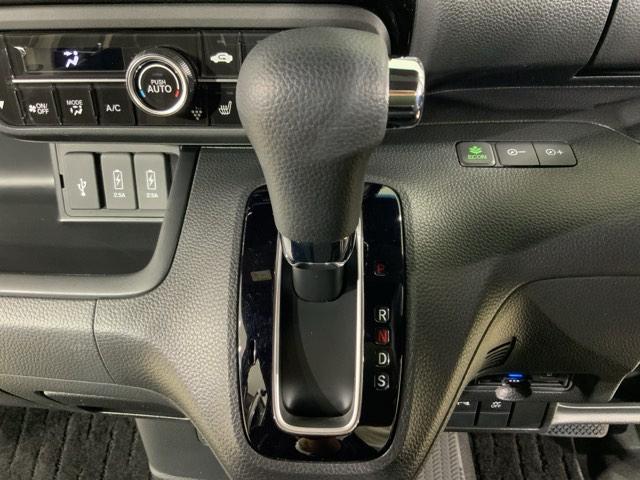 Ｎ－ＢＯＸカスタム Ｌ　ＨｏｎｄａＳＥＮＳＩＮＧＭナビＲカメラ前後ドラレコ　スマ－トキ－　ＡＣ　ナビＴＶ　キーレスエントリー　オートクルーズ　ドライブレコーダー　ＬＥＤ　コーナーセンサー　両側電動ドア　横滑防止装置　ＡＢＳ（25枚目）
