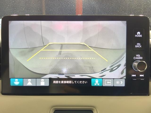 ヴェゼル ｅ：ＨＥＶＰＬａＹ　ＨｏｎｄａＳＥＮＳＩＮＧコネクトナビＲカメラ　衝突被害軽減ブレーキ　カーテンエアバッグ　盗難防止装置　アイドルストップ　Ｐセンサー　ＡＢＳ　ＥＳＣ　フルオートエアコン　リアカメラ　シートヒータ　ＥＴＣ（3枚目）