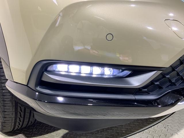 ヴェゼル ｅ：ＨＥＶＰＬａＹ　ＨｏｎｄａＳＥＮＳＩＮＧコネクトナビＲカメラ　衝突被害軽減ブレーキ　カーテンエアバッグ　盗難防止装置　アイドルストップ　Ｐセンサー　ＡＢＳ　ＥＳＣ　フルオートエアコン　リアカメラ　シートヒータ　ＥＴＣ（18枚目）