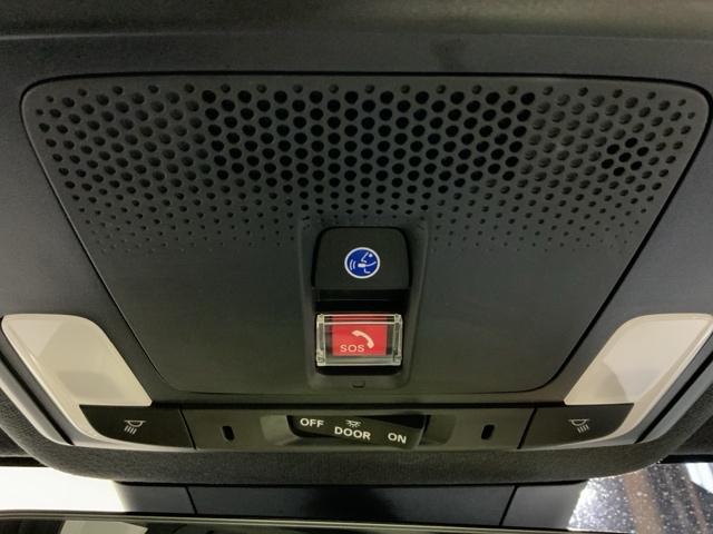ヴェゼル ｅ：ＨＥＶＰＬａＹ　ＨｏｎｄａＳＥＮＳＩＮＧコネクトナビＲカメラ　衝突被害軽減ブレーキ　カーテンエアバッグ　盗難防止装置　アイドルストップ　Ｐセンサー　ＡＢＳ　ＥＳＣ　フルオートエアコン　リアカメラ　シートヒータ　ＥＴＣ（37枚目）