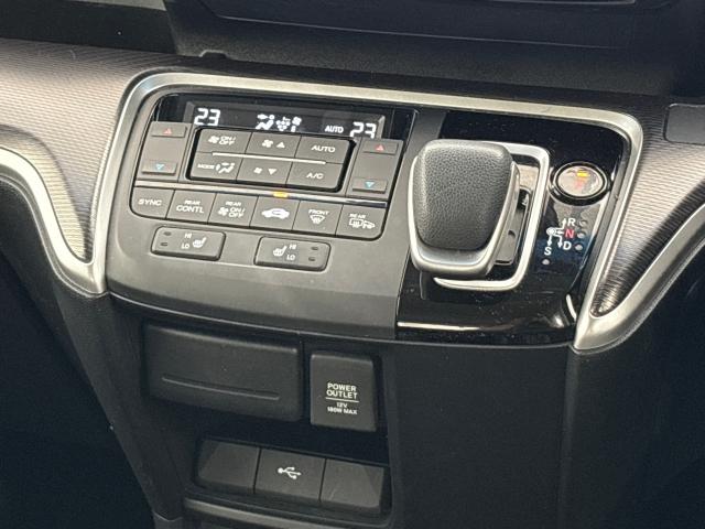 ステップワゴンスパーダ ｅ：ＨＥＶスパーダＧ・ＥＸホンダセンシング　いまコレ＋新品マット付ＭナビＲカメラ両側電動ドア　エアバック　地デジ　クルコン　サイドエアバッグ　シ－トヒ－タ－　衝突軽減システム　スマキー　ＬＥＤランプ　ＵＳＢ接続　ＡＢＳ　キーレス　ＥＴＣ　イモビ（20枚目）