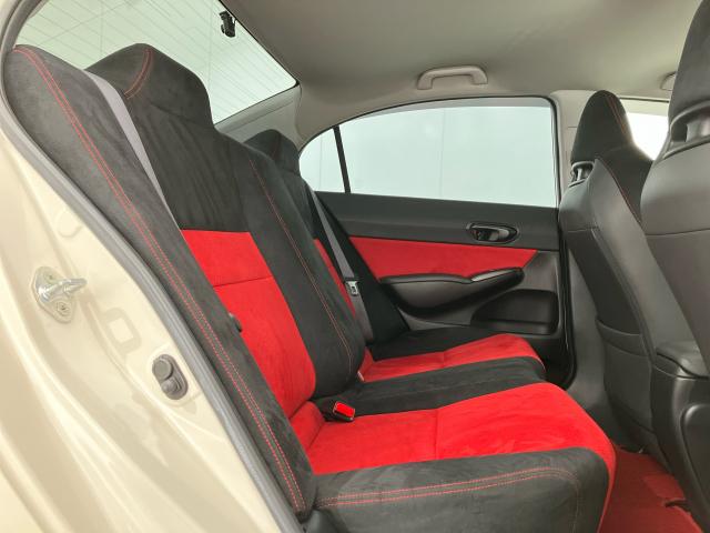 シビック タイプR 社外MナビRカメラETC 運転席エアバッグ エアコン PS WSRS フルセグ地デジTV キーレス ナビ&TV PW ABS DVD再生 リヤカメラ(4枚目)