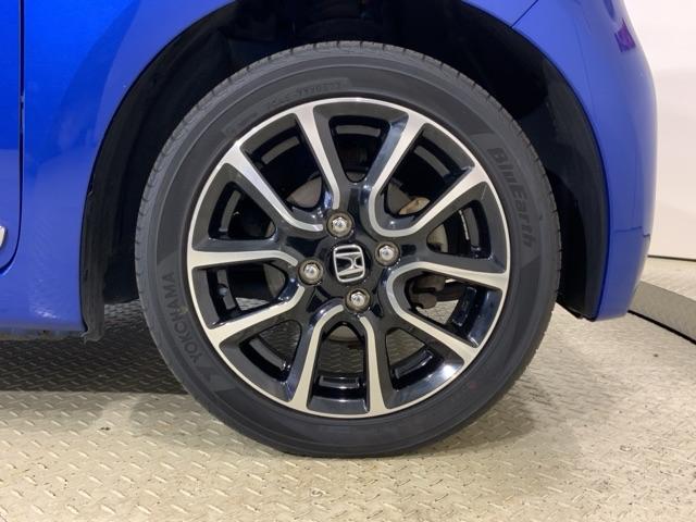 Ｎ－ＯＮＥ プレミアムツアラー・ローダウン　ＭナビＲカメラＥＴＣスマートキーＨＩＤライト　スマ－トキ－　ナビＴＶ　地デジＴＶ　横滑り防止機能　ターボモデル　ＡＡＣ　ＤＶＤ　ＡＢＳ　整備記録簿　オートクルーズコントロール　ＷＳＲＳ　エアバッグ（6枚目）