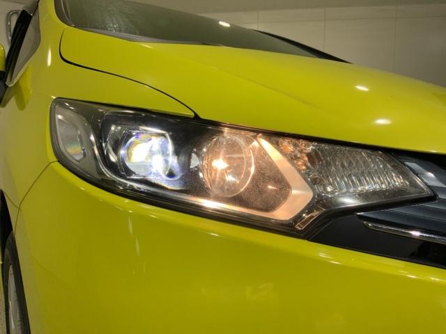 フィット 13G・Fパッケージ 低速域衝突軽減ブレーキ4WDMナビRカメラLED サイドエアバック エコアイドル キーレスエントリー シティブレーキアクティブシステム スマートキーシステム LEDヘッド 横滑り防止 パワーウィンドウ(5枚目)