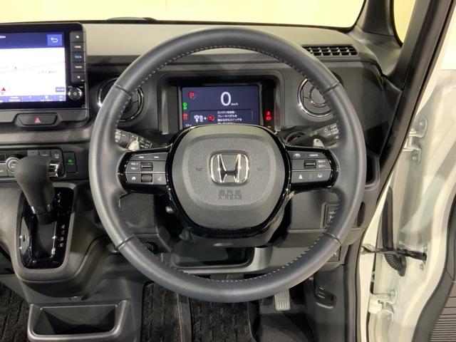 N-BOXカスタム ターボ HondaSENSINGMナビRカメラETCドラレコ イモビライザー 衝突被害軽減 キーフリー Pセンサー ESC パワステ DVD再生 両席エアバック サイドエアバッグ ターボ車 USB接続 Bカメ(19枚目)