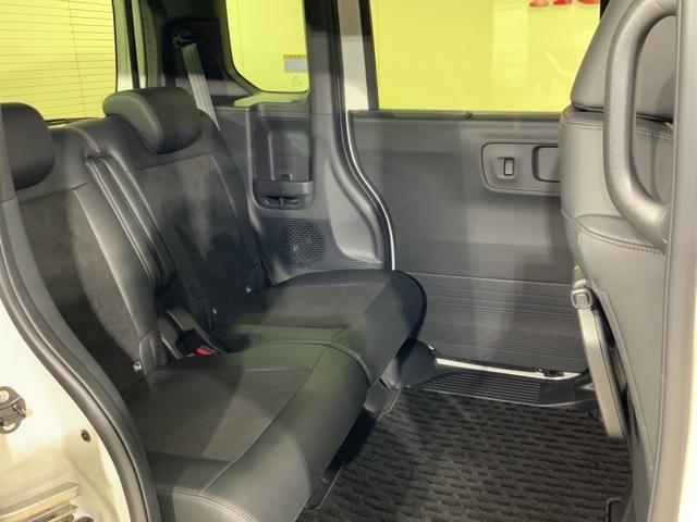 N-BOXカスタム ターボ HondaSENSINGMナビRカメラETCドラレコ イモビライザー 衝突被害軽減 キーフリー Pセンサー ESC パワステ DVD再生 両席エアバック サイドエアバッグ ターボ車 USB接続 Bカメ(23枚目)