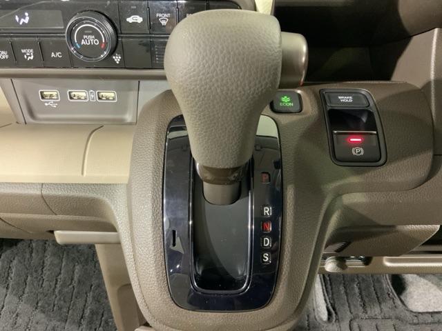 Ｎ－ＷＧＮ Ｌホンダセンシング　ＭナビＲカメラＥＴＣ前後ドラレコスマートキー　ＥＴＣ装備　Ｂモニタ　誤発進抑制　シートヒータ　ＤＶＤ　フルセグ　横滑り防止機能　ＵＳＢポート　セキュリティアラーム　キーフリー　ナビＴＶ　オートエアコン（22枚目）
