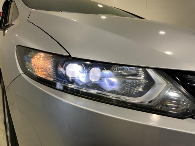 ＬＥＤヘッドライトで夜道も安心！