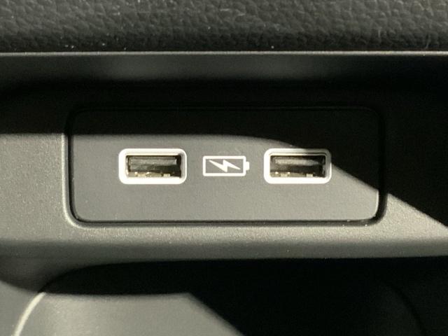 ヴェゼル ｅ：ＨＥＶＺ　ＨｏｎｄａＳＥＮＳＩＮＧコネクトナビＲカメラＥＴＣ　盗難防止装置　ドラレコ付き　記録簿　フルセグテレビ　スマ－トキ－　ＥＴＣ車載器　アクティブクルーズ　Ｐセンサー　サイドエアバッグ　ナビＴＶ　４ＷＤ車（41枚目）