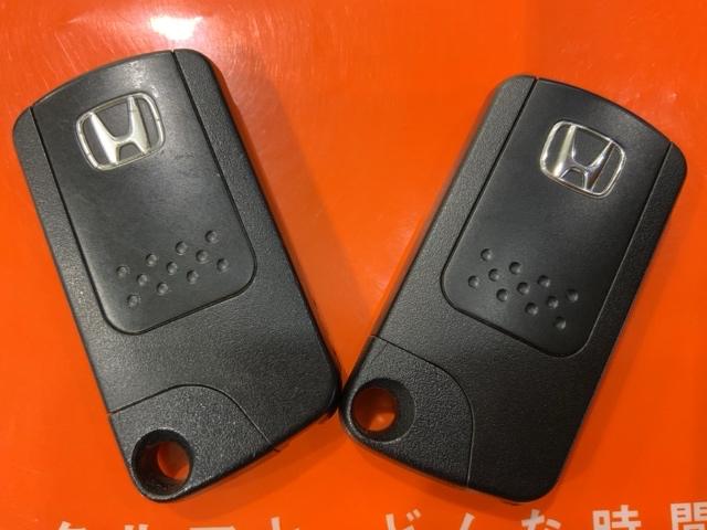 ＣＲ－Ｚ α　ＭナビＲカメラＥＴＣスマートキーＨＩＤライト　エアバッグ　地デジＴＶ　パワステ　スマキー　アイドリングストップ　キーレス　ドライブレコーダー　横滑防止　ナビＴＶ　盗難防止装置　助手席エアバッグ　ＡＢＳ（6枚目）