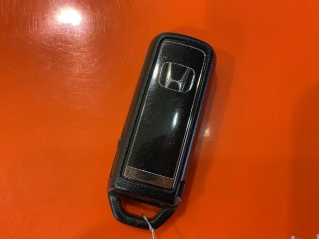 Ｎ－ＯＮＥ ＲＳ　いまコレ＋新品マット付ＨｏｎｄａＳＥＮＳＩＮＧナビ　サイドカーテンエアバック　クリアランスソナー　シートヒータ　横滑り防止機能　インテリキー　ＥＴＣ付き　ＡＡＣ　オートクルーズコントロール　Ｂカメ（44枚目）