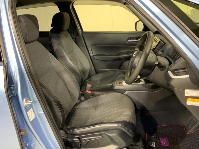 フィット ホーム　いまコレ＋新品マット付ＨｏｎｄａＳＥＮＳＩＮＧＲカメラ　衝突軽減ブレーキ　リアカメ　ＬＥＤライト　クリアランスソナー　記録簿付　エアバッグ　ｉストップ　スマ－トキ－　盗難防止装置　Ｗエアバック　ＶＳＡ（24枚目）