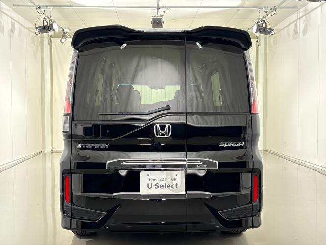 ステップワゴンスパーダ スパーダアドバンスパッケージβ　いまコレ＋新品マット付ＨｏｎｄａＳＥＮＳＩＮＧＭナビ　ＵＳＢ　Ｗエアコン　ＤＶＤ　ＡＡＣ　衝突軽減装置　セキュリティアラーム　クルコン　地デジＴＶ　ナビＴＶ　アイスト　ＬＥＤライト　キーレスキー　ＰＳ（12枚目）
