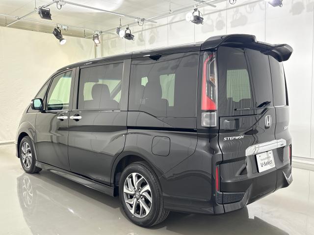 ステップワゴンスパーダ スパーダアドバンスパッケージβ　いまコレ＋新品マット付ＨｏｎｄａＳＥＮＳＩＮＧＭナビ　ＵＳＢ　Ｗエアコン　ＤＶＤ　ＡＡＣ　衝突軽減装置　セキュリティアラーム　クルコン　地デジＴＶ　ナビＴＶ　アイスト　ＬＥＤライト　キーレスキー　ＰＳ（13枚目）