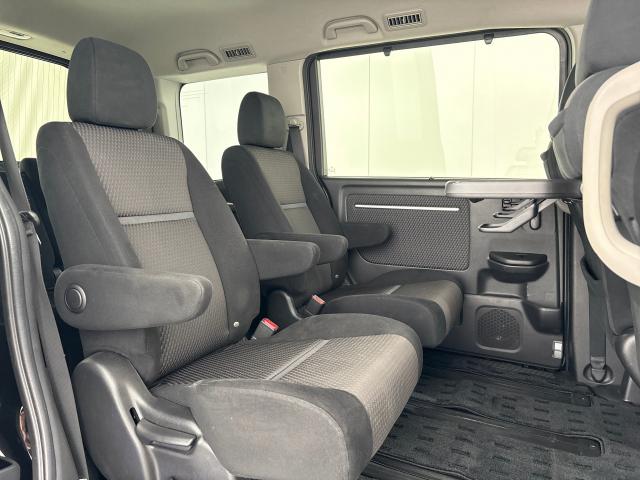 ステップワゴンスパーダ スパーダアドバンスパッケージβ　いまコレ＋新品マット付ＨｏｎｄａＳＥＮＳＩＮＧＭナビ　ＵＳＢ　Ｗエアコン　ＤＶＤ　ＡＡＣ　衝突軽減装置　セキュリティアラーム　クルコン　地デジＴＶ　ナビＴＶ　アイスト　ＬＥＤライト　キーレスキー　ＰＳ（15枚目）