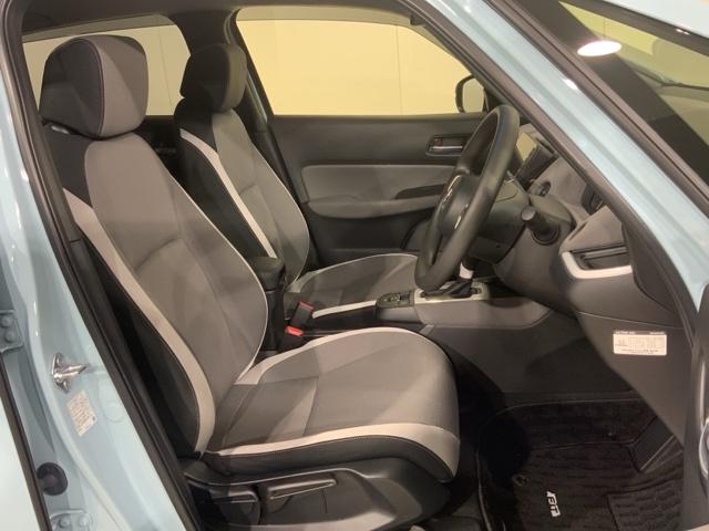 フィット ｅ：ＨＥＶクロスター　ＨｏｎｄａＳＥＮＳＩＮＧコネクトナビＲカメラＬＥＤ　衝突回避システム　フルオートエアコン　前後センサー　ＬＥＤランプ　エアバッグ　サイドエアバック　地デジ　オートクルーズコントロール　ＶＳＡ　ＥＴＣ（25枚目）