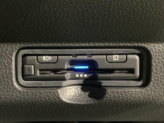 Ｎ－ＯＮＥ オリジナル　ＨｏｎｄａＳＥＮＳＩＮＧＭナビＲカメラドラレコＥＴＣ　追突被害軽減ブレーキ　記録簿　オートクルーズコントロール　サイドエアバック　ＥＴＣ車載器　クリアランスソナー　ＬＥＤライト　ＵＳＢ　ＷＡＢ　ＡＢＳ（6枚目）