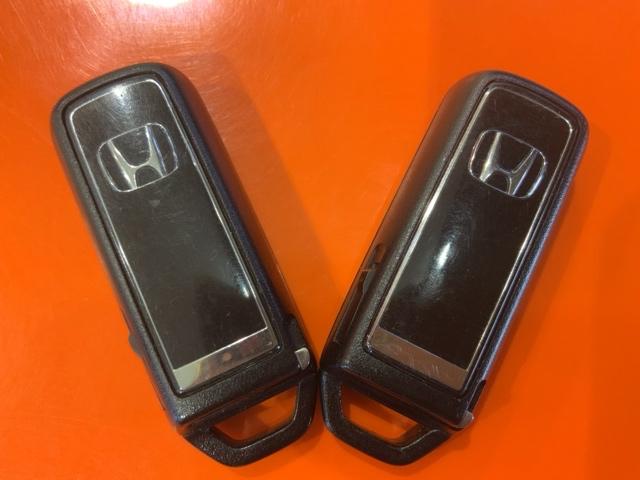 Ｎ－ＯＮＥ オリジナル　ＨｏｎｄａＳＥＮＳＩＮＧＭナビＲカメラドラレコＥＴＣ　追突被害軽減ブレーキ　記録簿　オートクルーズコントロール　サイドエアバック　ＥＴＣ車載器　クリアランスソナー　ＬＥＤライト　ＵＳＢ　ＷＡＢ　ＡＢＳ（40枚目）