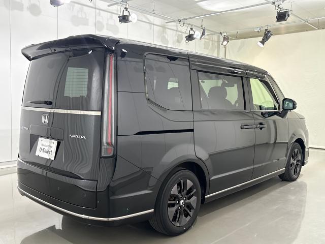 ステップワゴン スパーダ いまコレ+新品マット付HondaSENSINGナビ キーレスエントリー WAC 両側Pスライドドア リアカメラ ターボ車 フルセグテレビ パワーステアリング オートエアコン ウォークスルー Aクルーズ(12枚目)