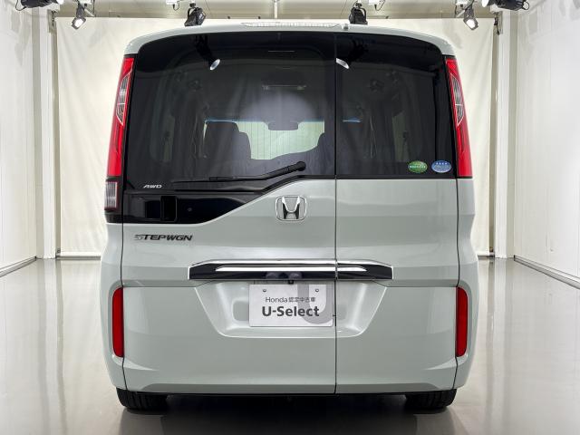 ステップワゴン Ｇ　いまコレ＋新品マット付ＨｏｎｄａＳＥＮＳＩＮＧ４ＷＤ　キーレス　サイドエアバック　スマートキー＆プッシュスタート　フルセグ　クルコン　ＤＶＤ再生　両側パワースライドドア　ターボ　オートエアコン　ＥＴＣ（11枚目）