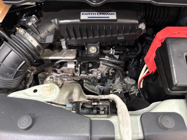 ステップワゴン Ｇ　いまコレ＋新品マット付ＨｏｎｄａＳＥＮＳＩＮＧ４ＷＤ　キーレス　サイドエアバック　スマートキー＆プッシュスタート　フルセグ　クルコン　ＤＶＤ再生　両側パワースライドドア　ターボ　オートエアコン　ＥＴＣ（20枚目）