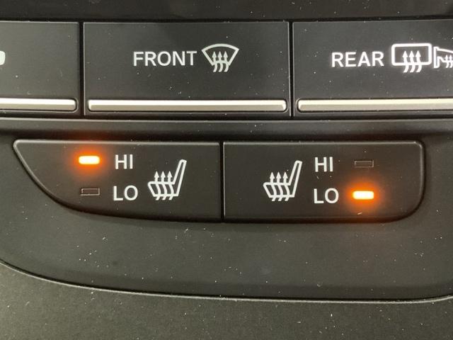 運転席＆助手席シートヒーター付で、寒い日も快適です。