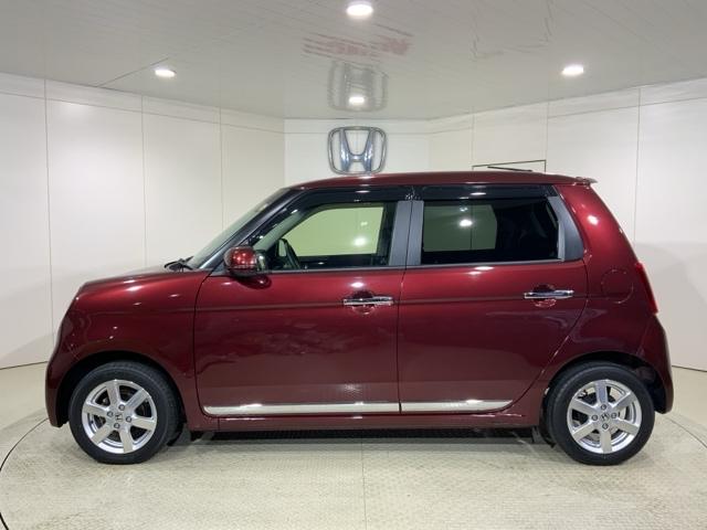 Ｎ－ＯＮＥ プレミアムＳＳパッケージ　低速域衝突軽減ブレーキＭナビＲカメラＥＴＣ　サイドエアバッグ　記録簿　リアカメラ　ワンセグＴＶ　シートヒータ　ＤＶＤ　キーフリー　スマートキー　横滑り防止　ナビＴＶ　盗難防止システム　エアコン　ＡＢＳ（10枚目）