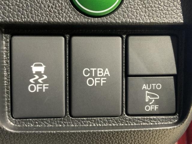 Ｎ－ＯＮＥ プレミアムＳＳパッケージ　低速域衝突軽減ブレーキＭナビＲカメラＥＴＣ　サイドエアバッグ　記録簿　リアカメラ　ワンセグＴＶ　シートヒータ　ＤＶＤ　キーフリー　スマートキー　横滑り防止　ナビＴＶ　盗難防止システム　エアコン　ＡＢＳ（32枚目）