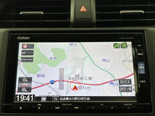 シビック ハッチバック いまコレ+新品マット付HondaSENSINGMナビ 追突軽減ブレーキ 盗難防止装置 Bモニター 整備記録簿 横滑防止 シートヒーター付き LEDライト フルセグTV スマートキー AAC ナビ・TV(6枚目)