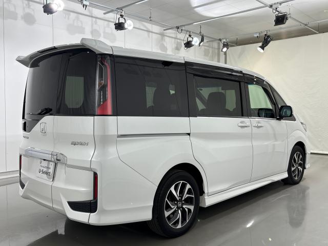 ご納車までの期間ですが、県内のお客様は２、３週間、県外のお客様は３、４週間ほどでご納車が可能となります。但し、お支払いや書類の状況によっては多少の前後もありますので、その際には何卒ご了承下さい。