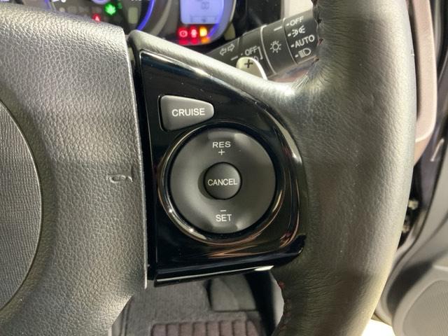 �N���[�Y�R���g���[���ŁA�������H�𑖍s���̕��S���y�����܂��B