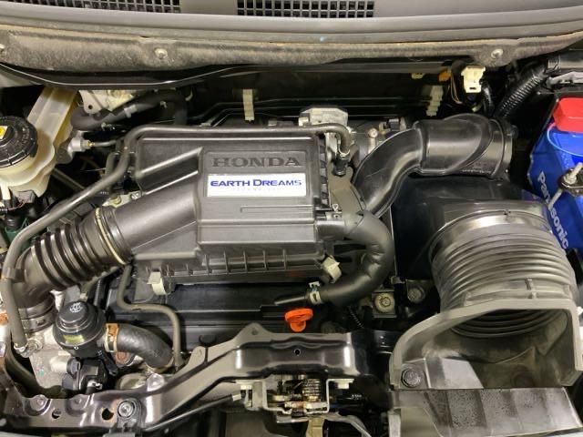 �R���p�N�g�ȃG���W�����[���ŁA������Ԃ��m�ۂ��Ă��܂��B�z���_�̂l�l�v�z�i�}���}�L�V�}���E���J�~�j�}���j�͍��ł��󂯌p����Ă��܂��B