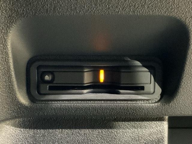 Ｎ－ＢＯＸカスタム ベースグレード　当社レンタカーアップＨｏｎｄａＳＥＮＳＩＮＧドラレコ　Ｗ電動ドア　ＵＳＢ接続　ＣＭＢＳ　Ｄレコ　オートエアコン　スマートキ　ＬＥＤ　盗難防止装置　クルコン　ＥＴＣ　バックカメラ　フルセグＴＶ　ＥＳＣ（6枚目）