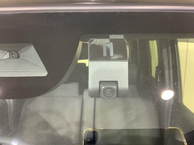 N-BOXカスタム ベースグレード 当社デモカーアップHondaSENSINGドラレコ 前後誤発進抑制 パーキングセンサー シートH Iストップ 両側スライドドア オートエアコン ETC LEDヘッド USB接続 4WD バックカメラ(5枚目)