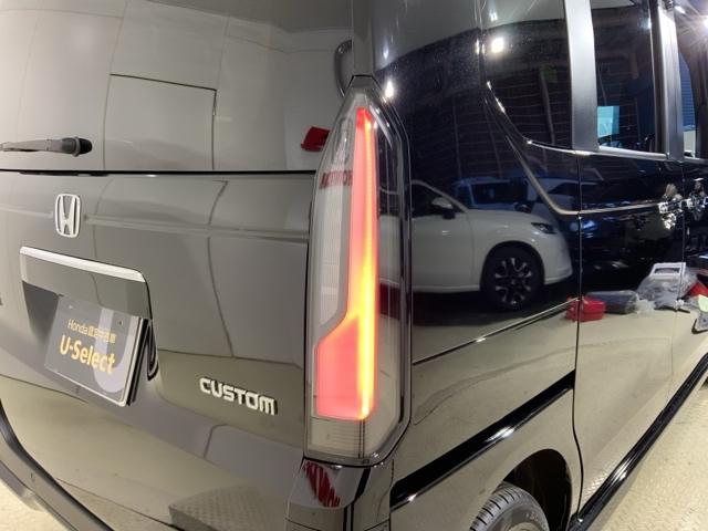 N-BOXカスタム ベースグレード 当社デモカーアップHondaSENSINGドラレコ 前後誤発進抑制 パーキングセンサー シートH Iストップ 両側スライドドア オートエアコン ETC LEDヘッド USB接続 4WD バックカメラ(21枚目)