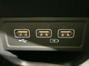 USBで電子機器の充電もできます。