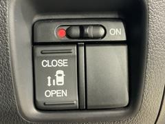 ��ư���饤�ɥɥ��ǡ������ʤ����ͤ�¿����ƾ��ߤ����ޤ��� 5