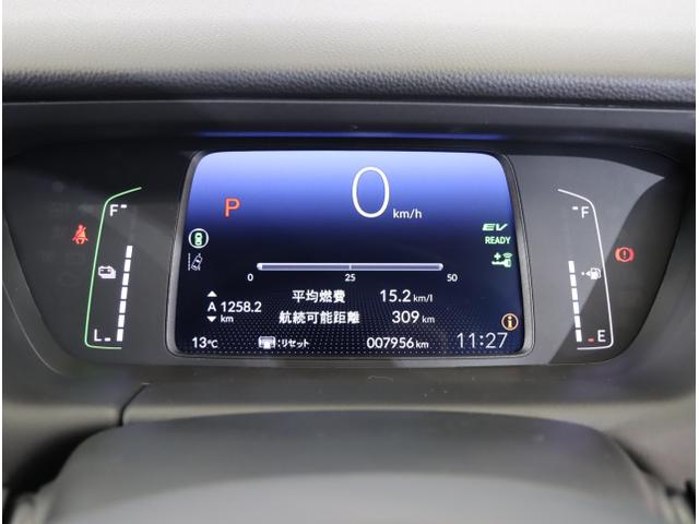 ｅ：ＨＥＶホーム　ＨｏｎｄａＳＥＮＳＩＮＧコネクトディスプレーＥＴＣＬＥＤライト　踏み間違い防止　サイドエアバッグ　ＬＥＤヘッド　マルチビューカメラ　クルーズコントロール　オートエアコン　ドライブレコーダー　キーフリー(17枚目)