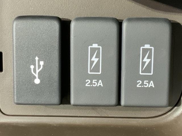 Ｎ－ＢＯＸ Ｌ　ＨｏｎｄａＳＥＮＳＩＮＧＭナビＲカメラＥＴＣスマートキー　パワーウインド　衝突被害軽減Ｂ　インテリキー　ＥＳＣ　前席シートヒーター　ナビＴＶ　ＬＥＤ　バックカメラ　地デジフルセグ　クルコン　記録簿（35枚目）