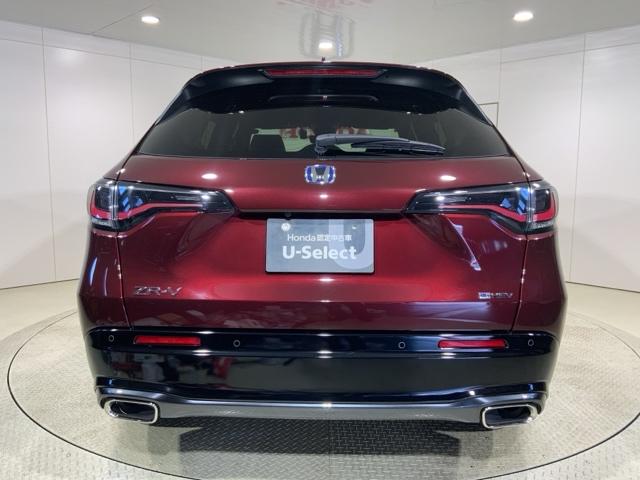 ＺＲ－Ｖ ｅ：ＨＥＶＺ特別仕様車ブラックスタイル　アラウンドビューモニター　ＬＥＤヘッドランプ　クルコン　ＥＴＣ車載器　電動シート　オートライト　ドライブレコーダー　記録簿　シートヒーター　本革シート　ＥＳＣ（6枚目）