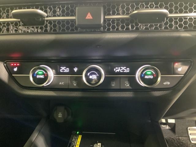 ＺＲ－Ｖ ｅ：ＨＥＶＺ特別仕様車ブラックスタイル　アラウンドビューモニター　ＬＥＤヘッドランプ　クルコン　ＥＴＣ車載器　電動シート　オートライト　ドライブレコーダー　記録簿　シートヒーター　本革シート　ＥＳＣ（28枚目）