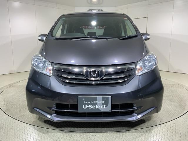 フリード Ｇジャストセレクション＋　横滑り防止機能　Ｂカメラ　ＥＴＣ　１セグＴＶ　ＡＵＴＯエアコン　スマートキー　盗難防止装置　ＤＶＤ　パワーウインドウ　エアバック　Ｗエアバック　ナビ・ＴＶ　ＡＢＳ　キーレス（2枚目）