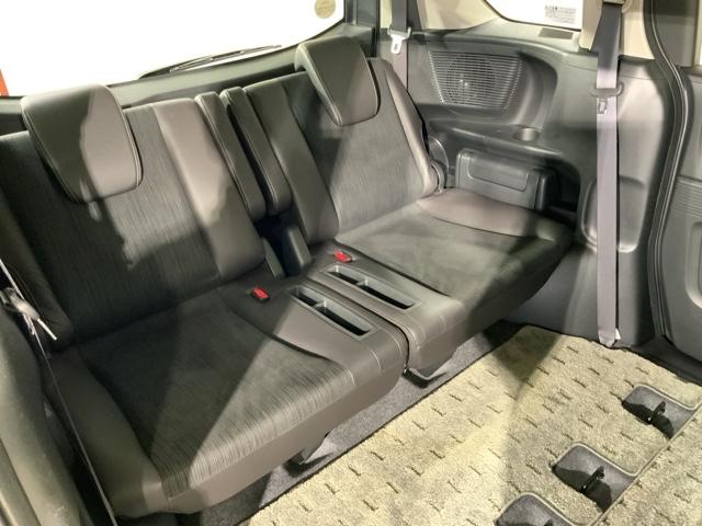 フリード Ｇジャストセレクション＋　横滑り防止機能　Ｂカメラ　ＥＴＣ　１セグＴＶ　ＡＵＴＯエアコン　スマートキー　盗難防止装置　ＤＶＤ　パワーウインドウ　エアバック　Ｗエアバック　ナビ・ＴＶ　ＡＢＳ　キーレス（18枚目）