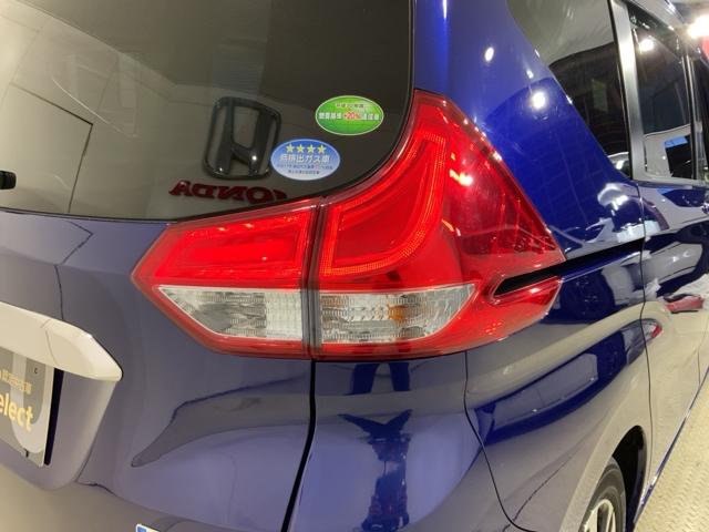 フリードハイブリッド ハイブリッド・Gホンダセンシング 軽減ブレーキ キーフリーシステム DVD再生可能 サイドカーテンエアバック ECON 後カメラ Aクルーズ 地デジフルセグTV LEDヘッドランプ 横滑防止 USB(11枚目)