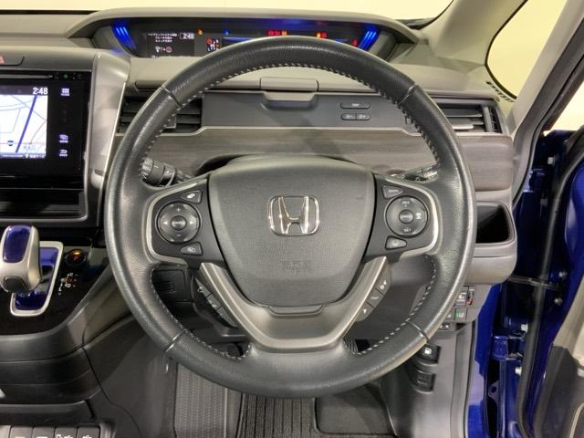 フリードハイブリッド ハイブリッド・Gホンダセンシング 軽減ブレーキ キーフリーシステム DVD再生可能 サイドカーテンエアバック ECON 後カメラ Aクルーズ 地デジフルセグTV LEDヘッドランプ 横滑防止 USB(13枚目)