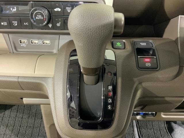 Ｎ－ＷＧＮ Ｌ　Ｐセンサー　誤発進抑制　シートヒータ　記録簿　バックカメラ　盗難防止システム　ＡＢＳ　スマートキー　ＬＥＤヘッドライト　サイドカーテンエアバック　クルコン　ＥＴＣ　オートエアコン　パワステ　ＵＳＢ（15枚目）